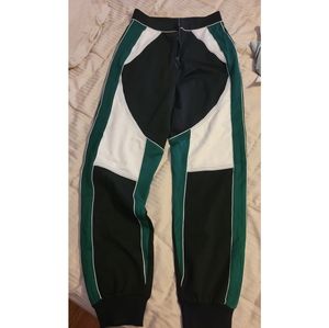 Size small baggy joggers tight at waist